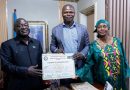 Lualaba : le CTI de Kolwezi 1, Matthieu Mayani Mwamba, honoré par les artistes pour son soutien au secteur culturel Lualaba : le CTI de Kolwezi 1, Matthieu Mayani Mwamba, honoré par les artistes pour son soutien au secteur culturel